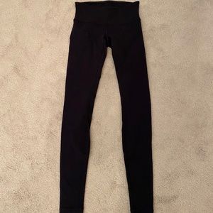 Lululemon Wunder Under leggings